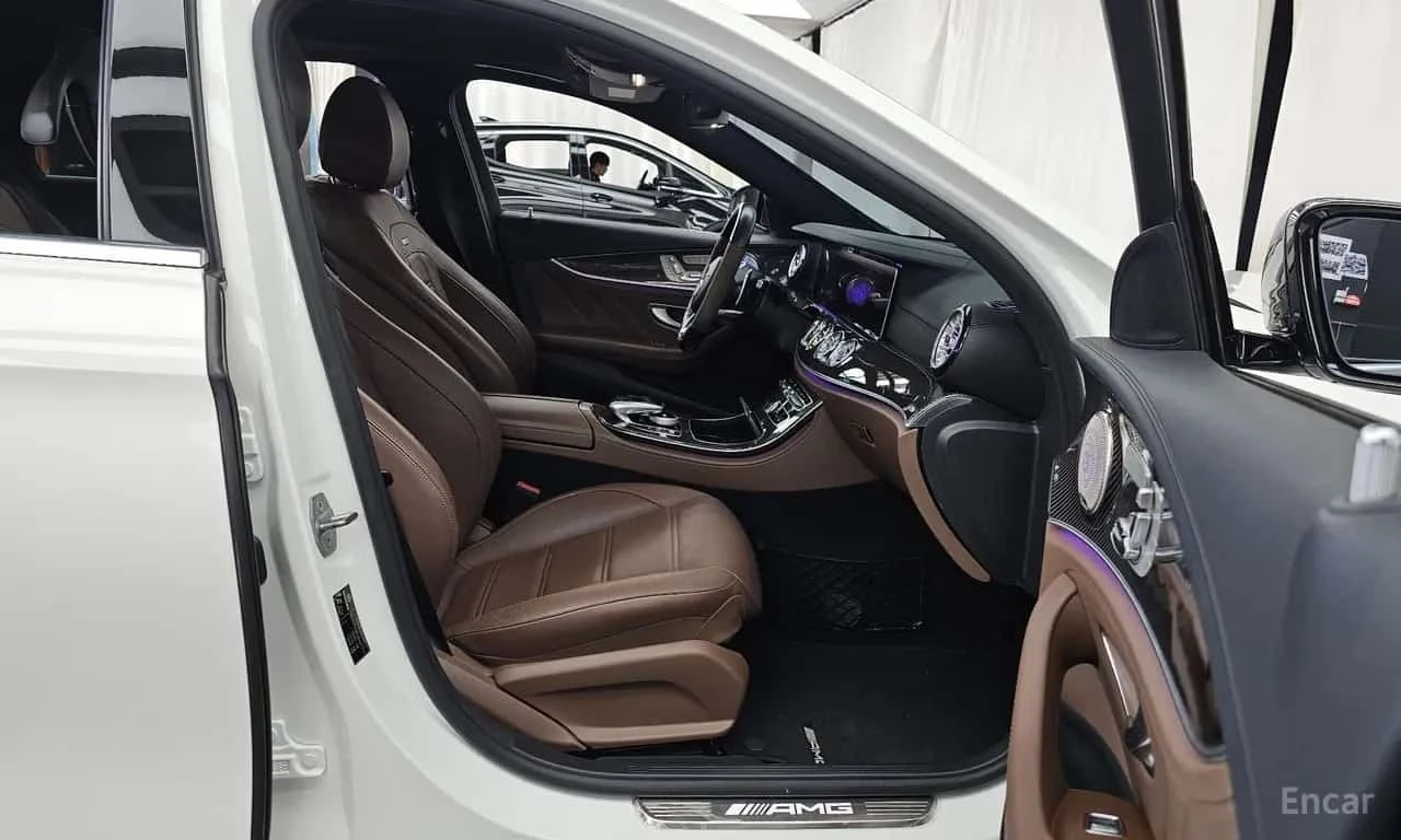 Mercedes-Benz E 63 AMG * 4MATIC+ * ��������� ���� �� �������� | Mobile.bg � ����������� 11