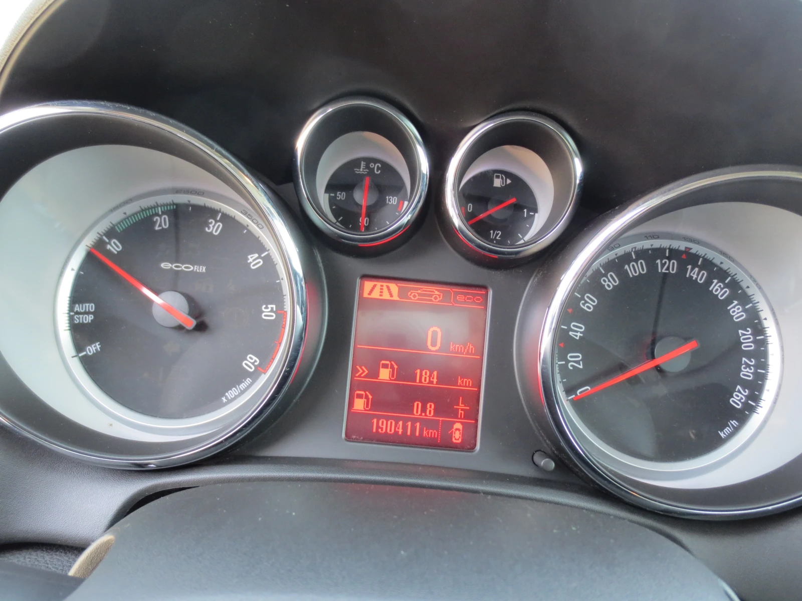 Opel Astra 1.7 CDTI , снимка 11 - Автомобили и джипове - 56431320