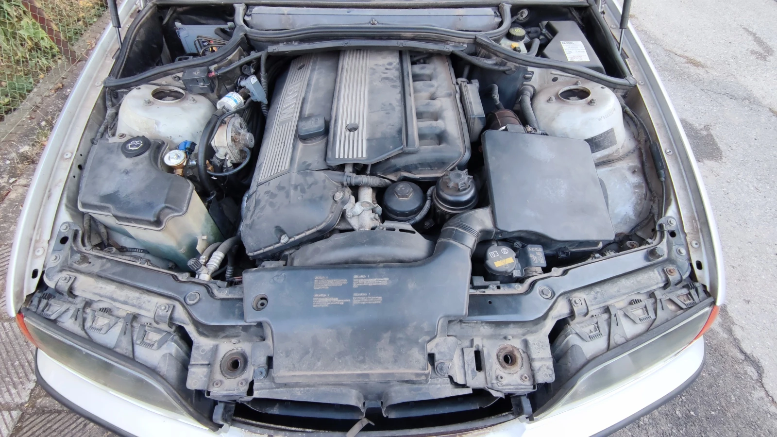BMW 325 e46, xi 4x4 LPG, снимка 11 - Автомобили и джипове - 56653545