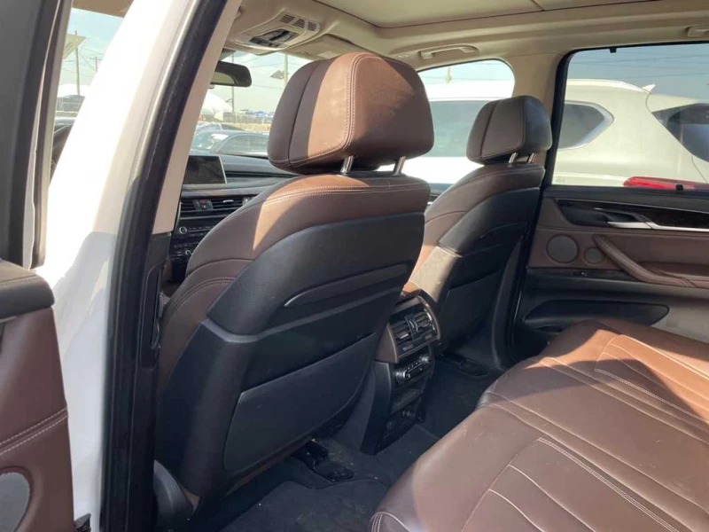 BMW X5 40e Radar/LED/Head-Up/360-Cam, снимка 16 - Автомобили и джипове - 53033873