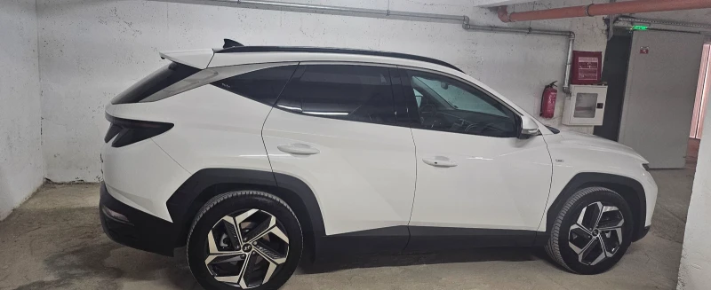 Hyundai Tucson, снимка 7 - Автомобили и джипове - 51358313