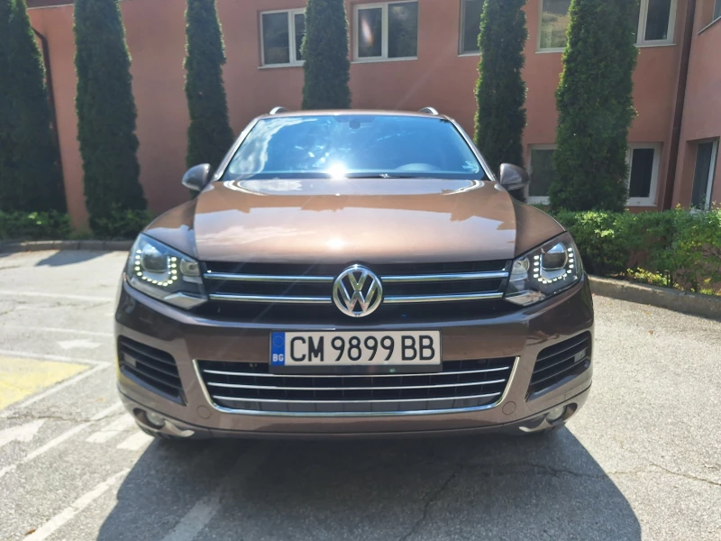 VW Touareg V6 3.0, снимка 3 - Автомобили и джипове - 51447540