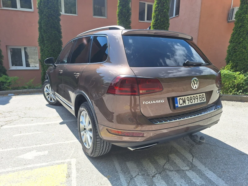VW Touareg V6 3.0, снимка 4 - Автомобили и джипове - 51447540