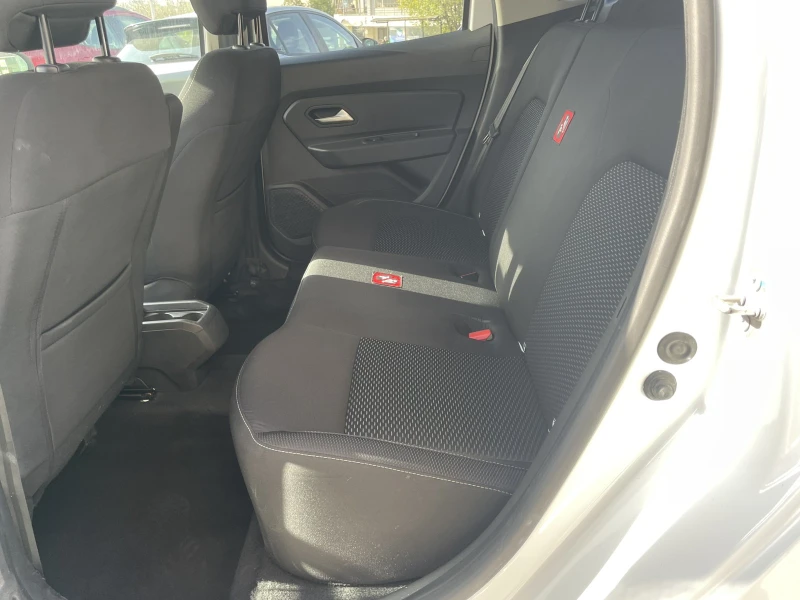 Dacia Duster Comfort 4х4 N1, снимка 13 - Автомобили и джипове - 52442701