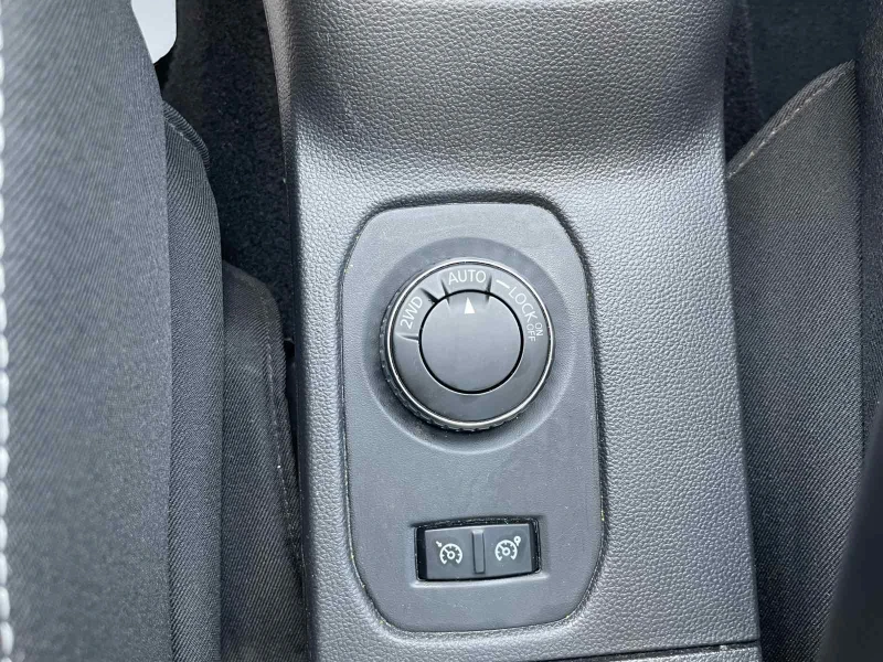 Dacia Duster Comfort 4х4 N1, снимка 8 - Автомобили и джипове - 52442701