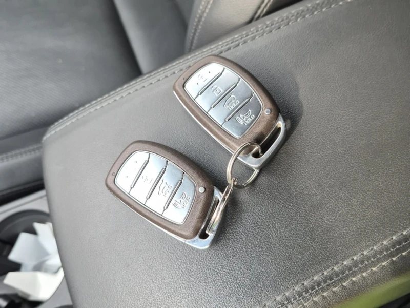 Hyundai Tucson * LUXURY * CARFAX * БЕЗ ПЪРВОНАЧАЛНА ВНОСКА, снимка 8 - Автомобили и джипове - 53230653