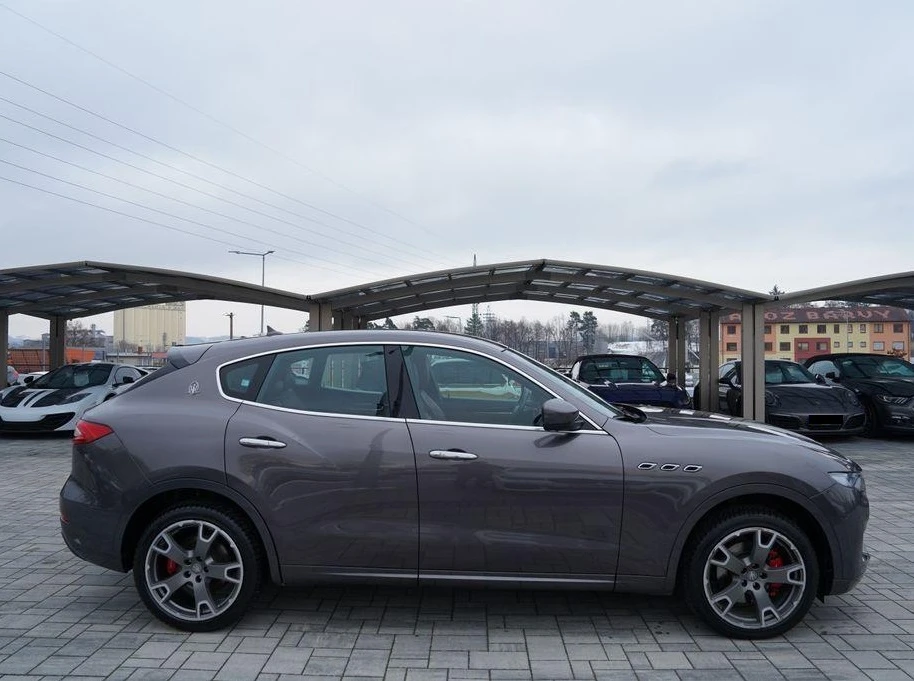 Maserati Levante 3.0d AWD - изображение 5