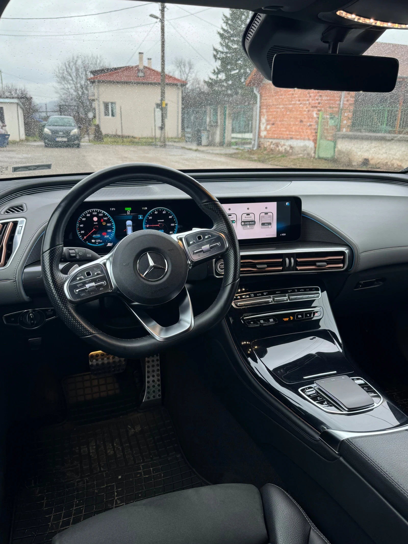 Mercedes-Benz EQC Mercedes EQC400, снимка 12 - Автомобили и джипове - 50648823