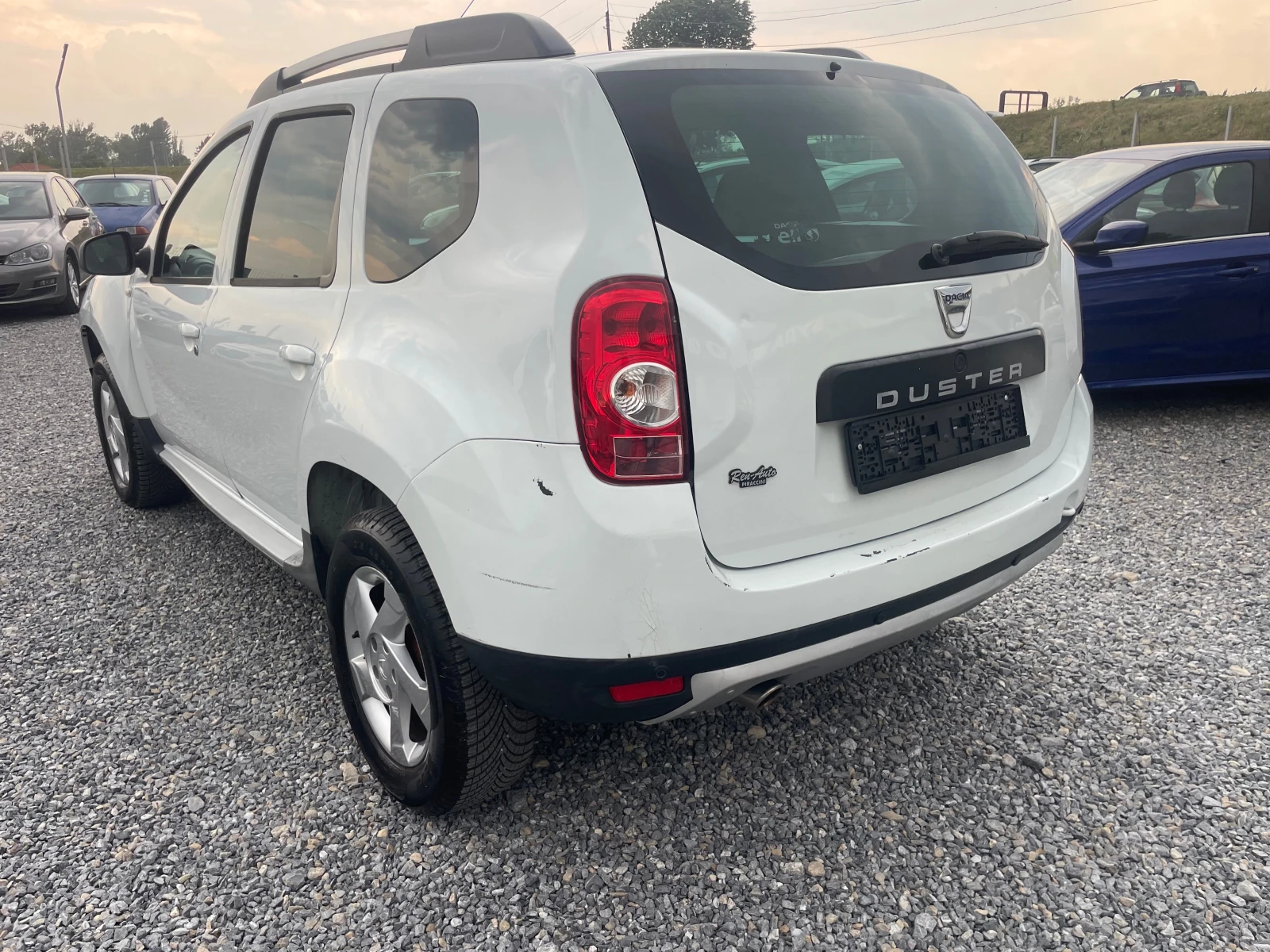 Dacia Duster 1.6 I GAZ 4×4 - изображение 6