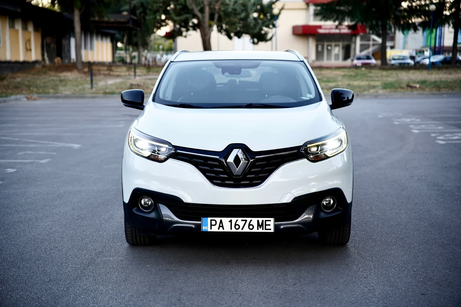 Renault Kadjar 1.5dci* BOSE* Pure LED* 6ск* Кожа* Навигация - изображение 2
