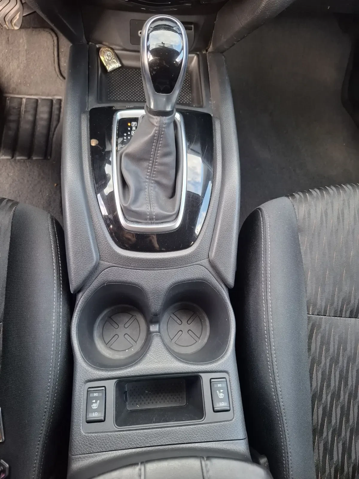 Nissan Rogue 2.5 4х4 - изображение 9