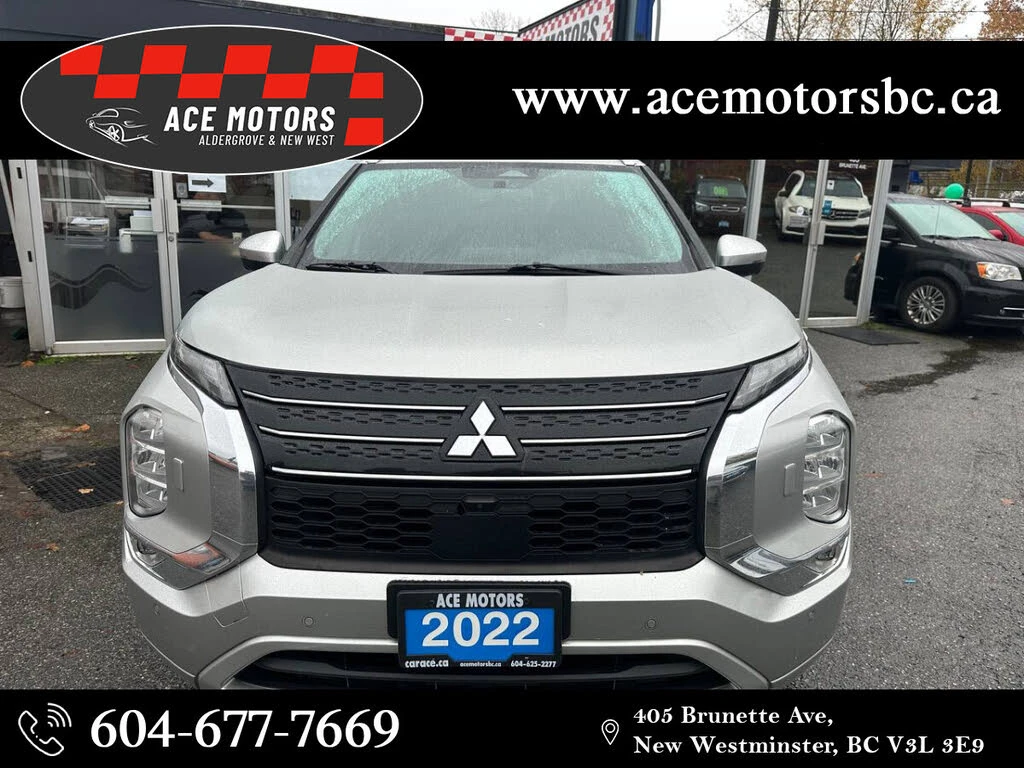 Mitsubishi Outlander GT* BLINDSPOT* NAVI* 360* PANO* CARFAX* ПОДГРЕВ*  - изображение 2