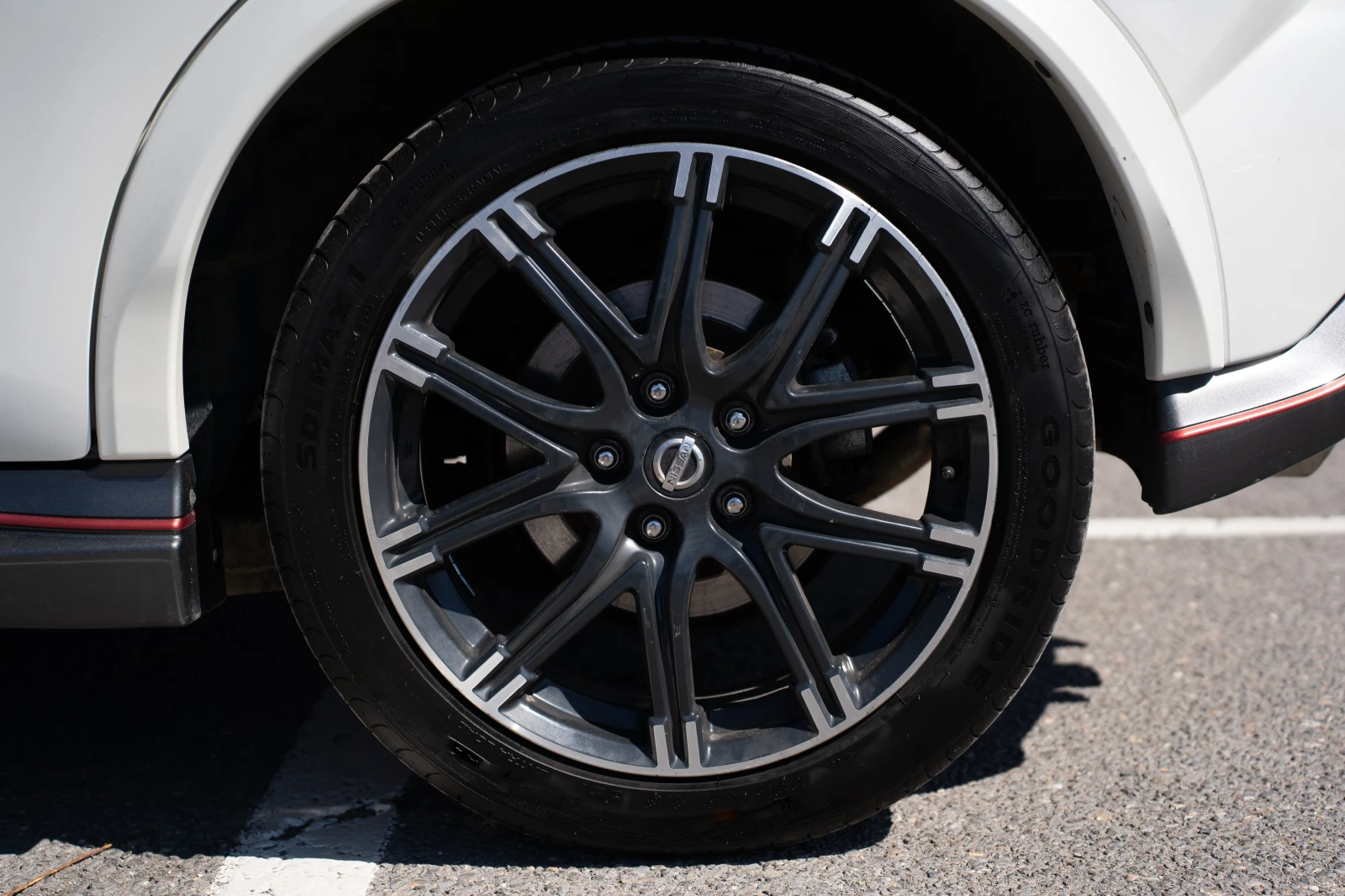 Nissan Juke Nismo 200 к.с 4X4 , снимка 6 - Автомобили и джипове - 54139144