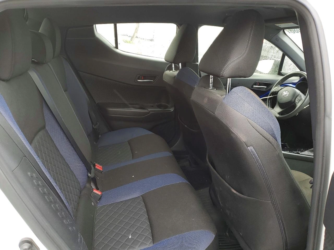 Toyota C-HR 2.0l Xle, снимка 11 - Автомобили и джипове - 54226393