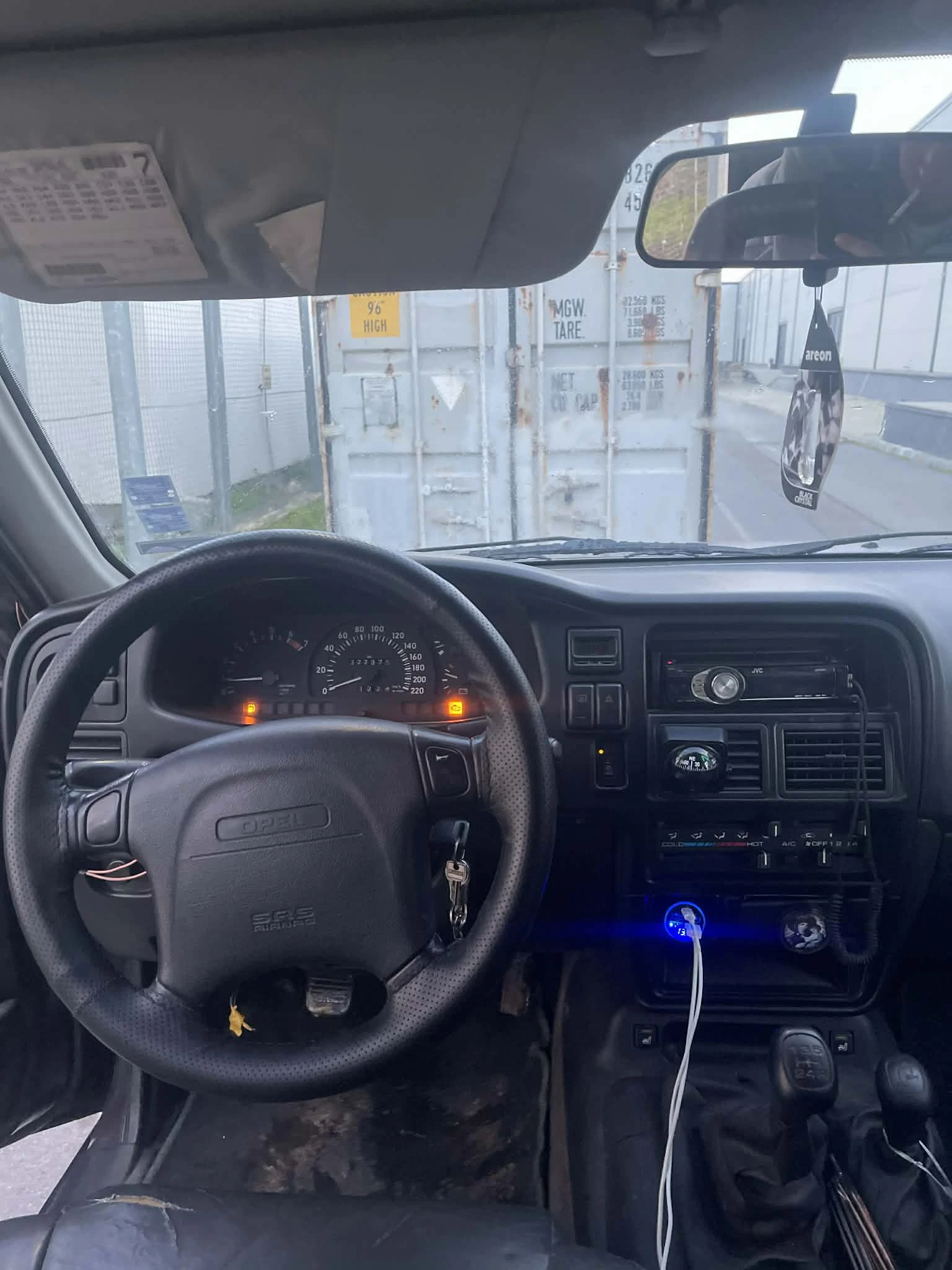 Opel Frontera 2.2 16v, снимка 9 - Автомобили и джипове - 54241295