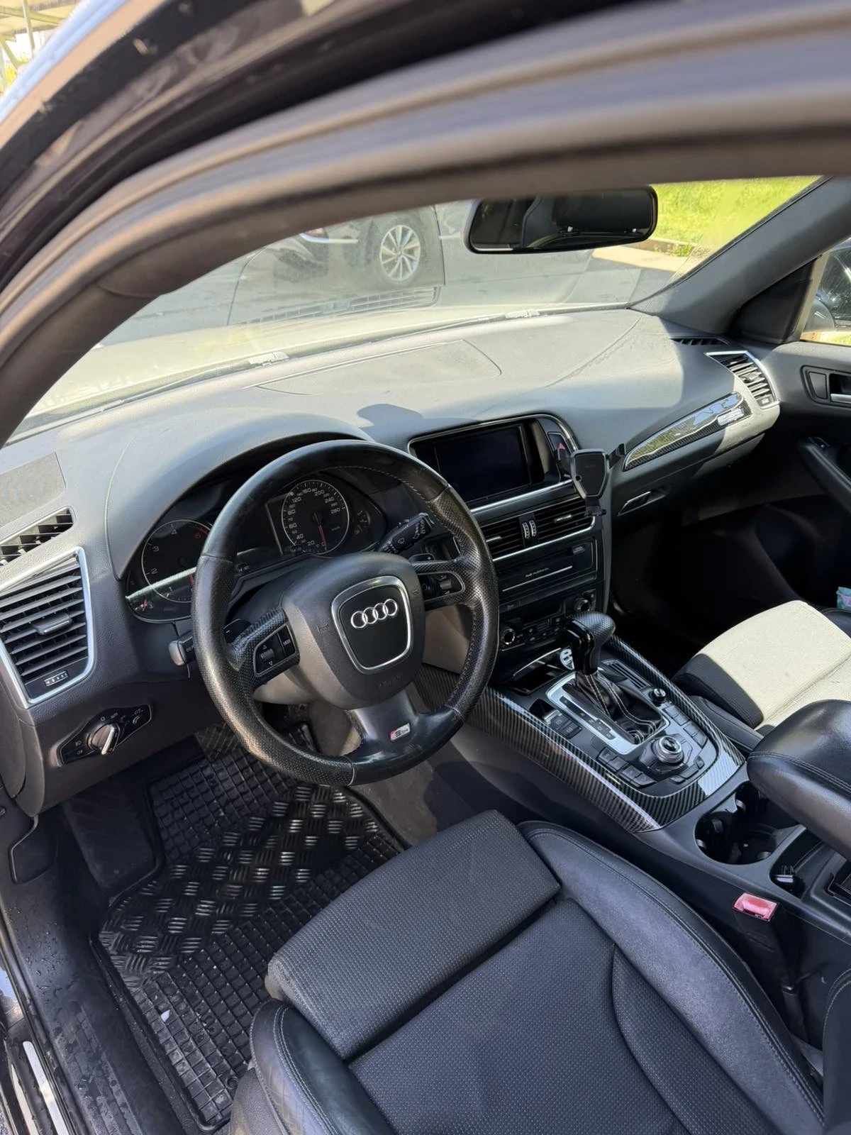 Audi Q5, снимка 7 - Автомобили и джипове - 54510668