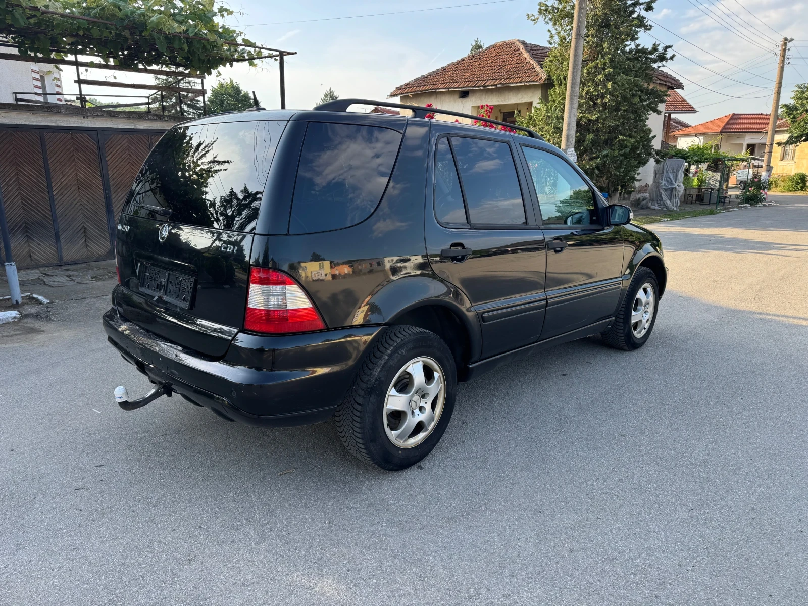 Mercedes-Benz ML 270 Автомат Теглич, снимка 5 - Автомобили и джипове - 54741955
