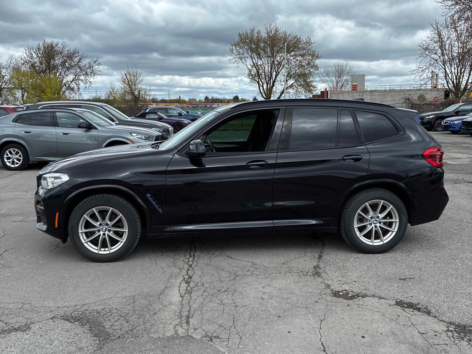 BMW X3 30i xDrive/M-Pack/Pano/Camera, снимка 4 - Автомобили и джипове - 54913476