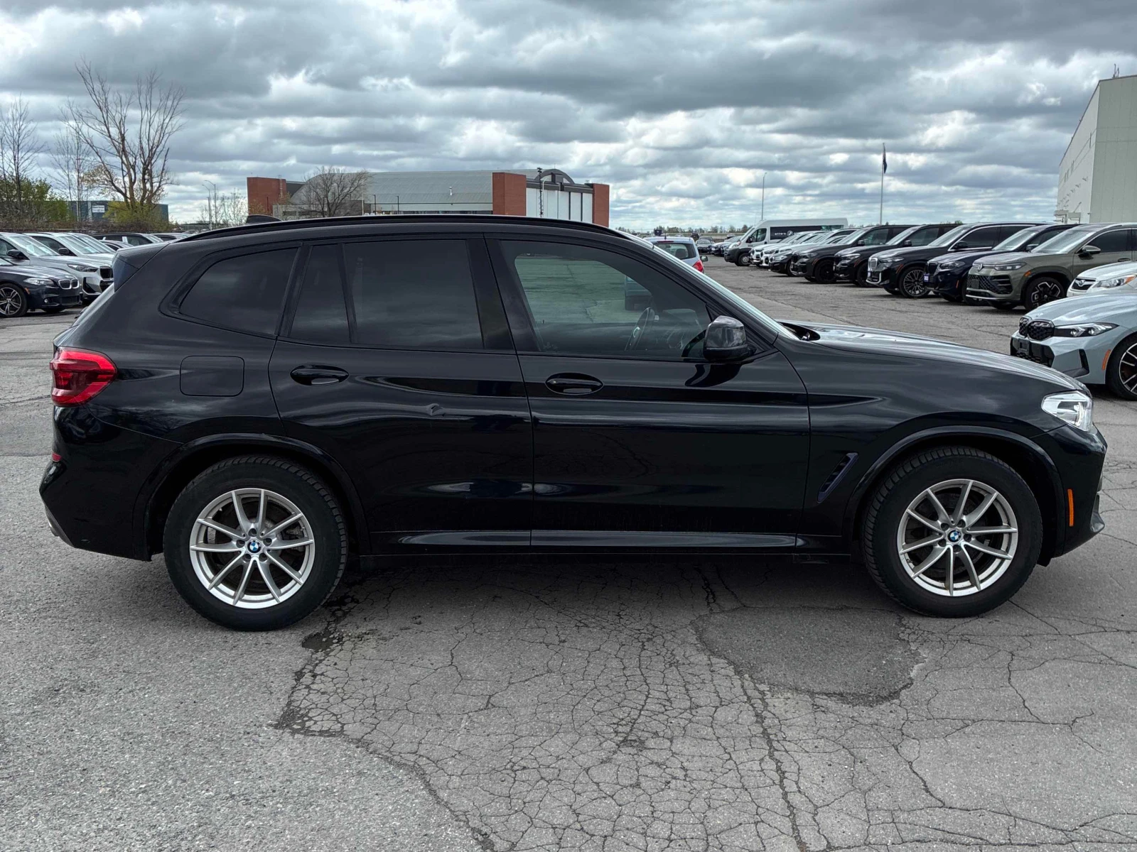 BMW X3 30i xDrive/M-Pack/Pano/Camera, снимка 3 - Автомобили и джипове - 54913476