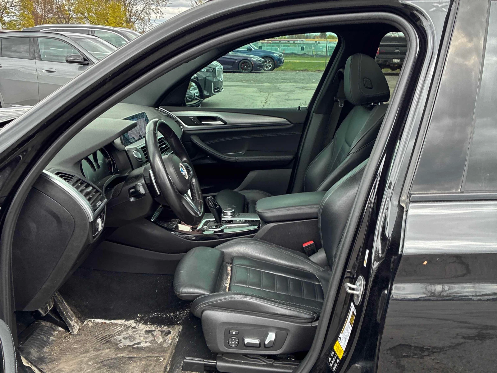 BMW X3 30i xDrive/M-Pack/Pano/Camera, снимка 7 - Автомобили и джипове - 54913476