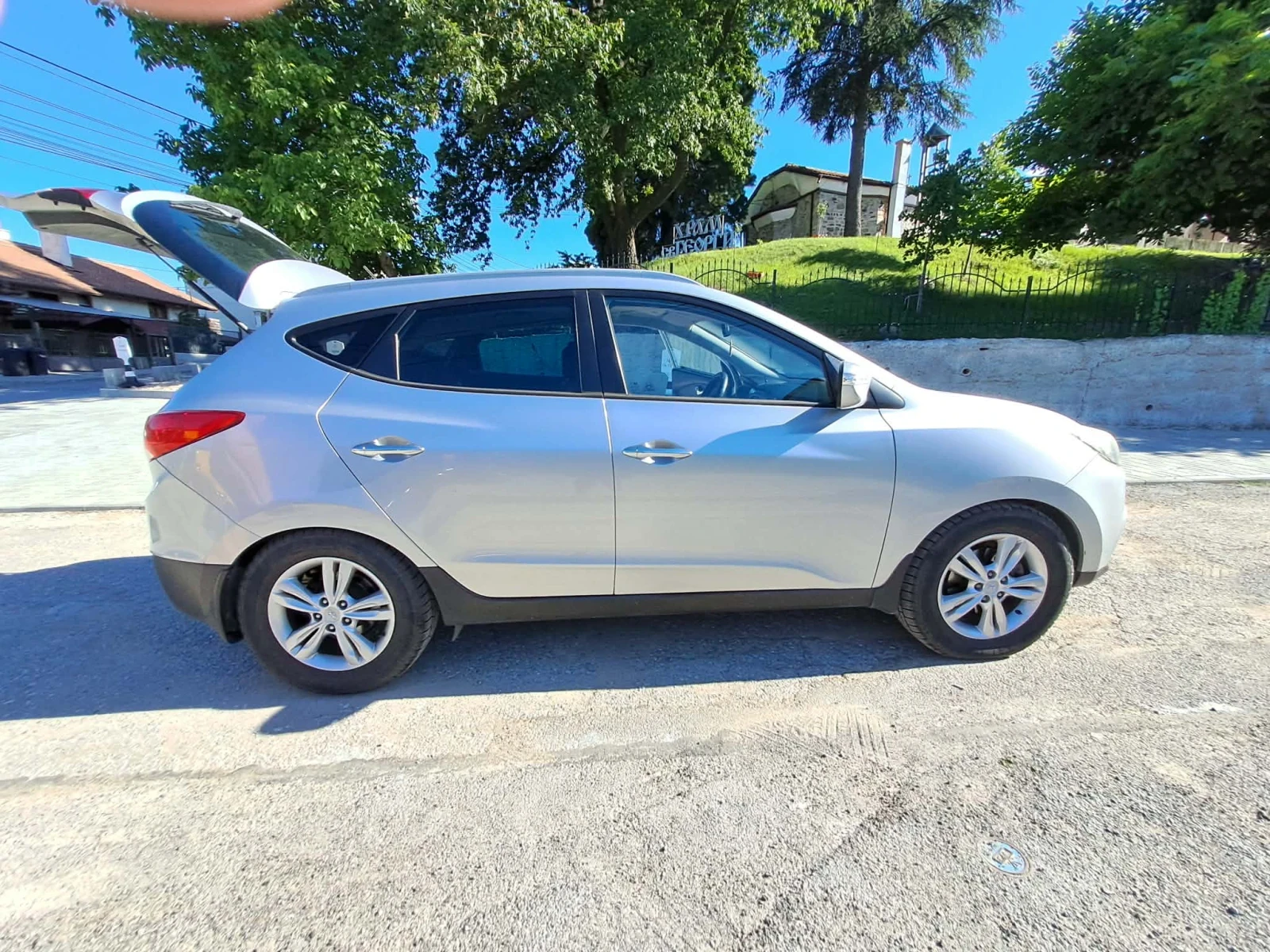 Hyundai IX35 2.0 CRDI, снимка 7 - Автомобили и джипове - 55307489