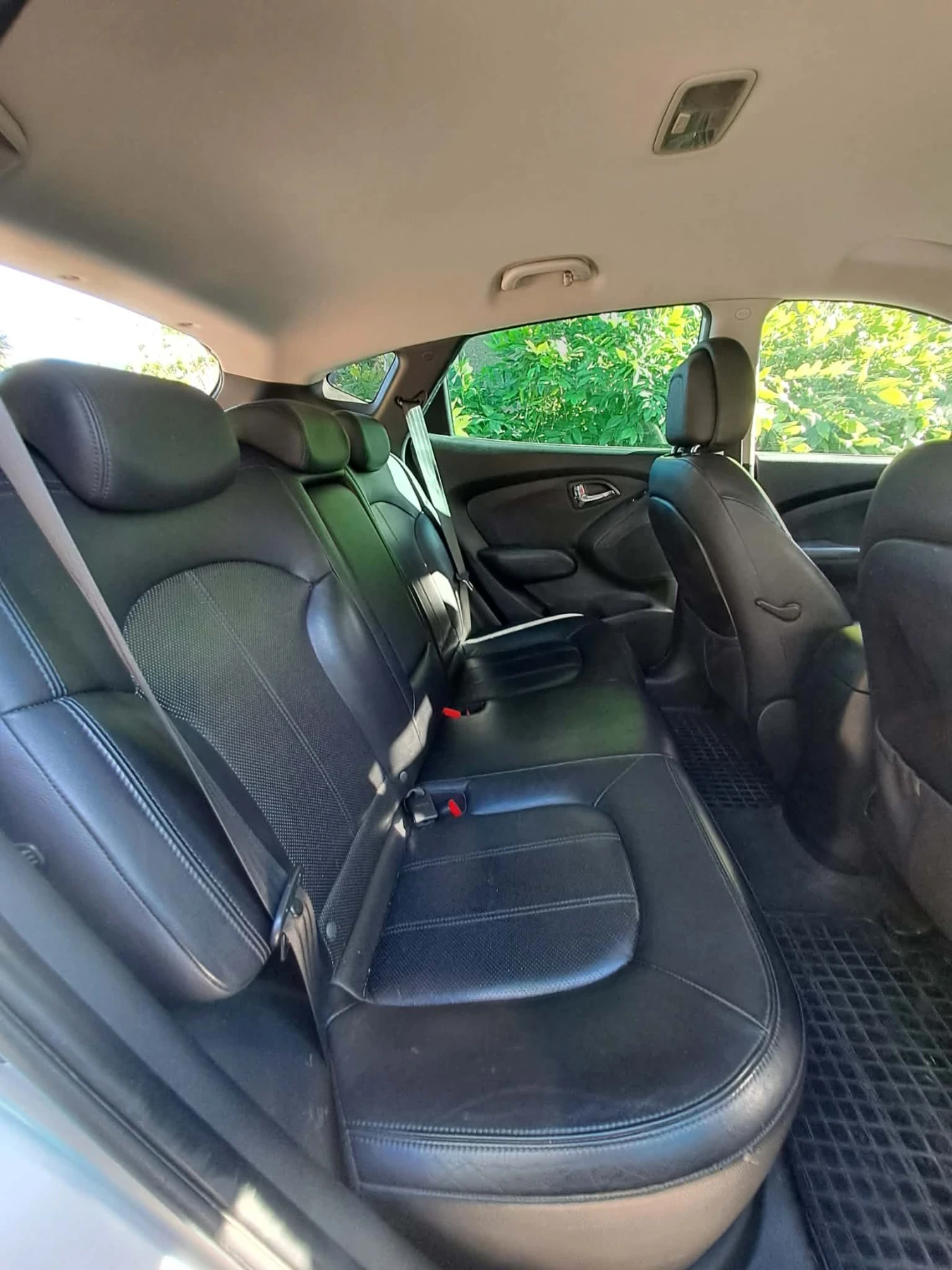 Hyundai IX35 2.0 CRDI, снимка 5 - Автомобили и джипове - 55307489