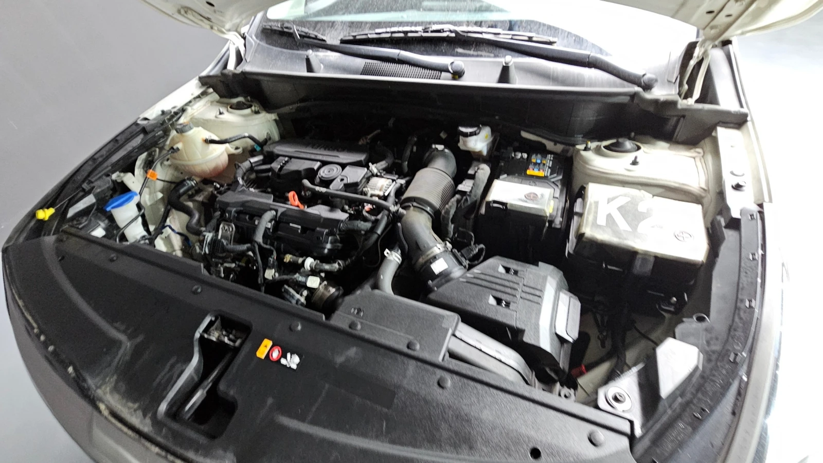 Kia Sportage 1.6 Turbo 2WD Trendy | Адаптивен круиз | Камера | , снимка 9 - Автомобили и джипове - 55629282