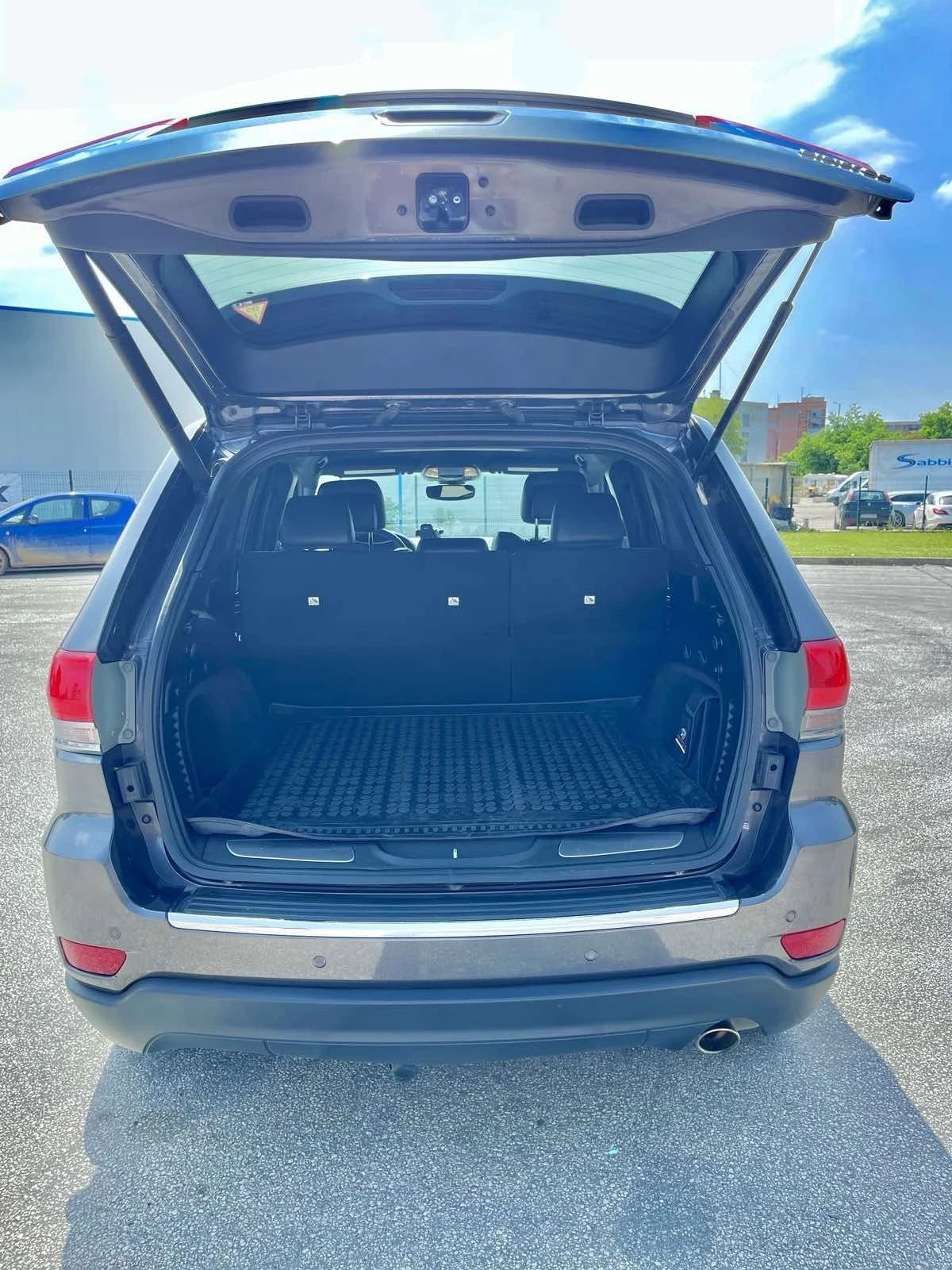 Jeep Grand cherokee, снимка 9 - Автомобили и джипове - 56407151