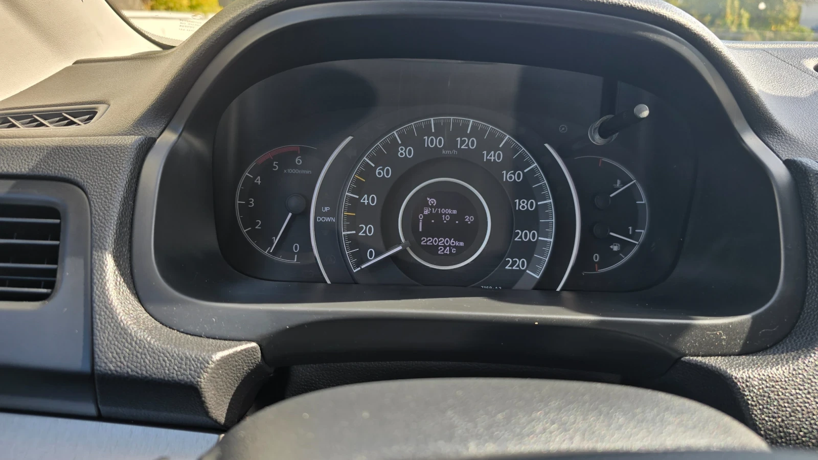Honda Cr-v 4, снимка 9 - Автомобили и джипове - 56426930
