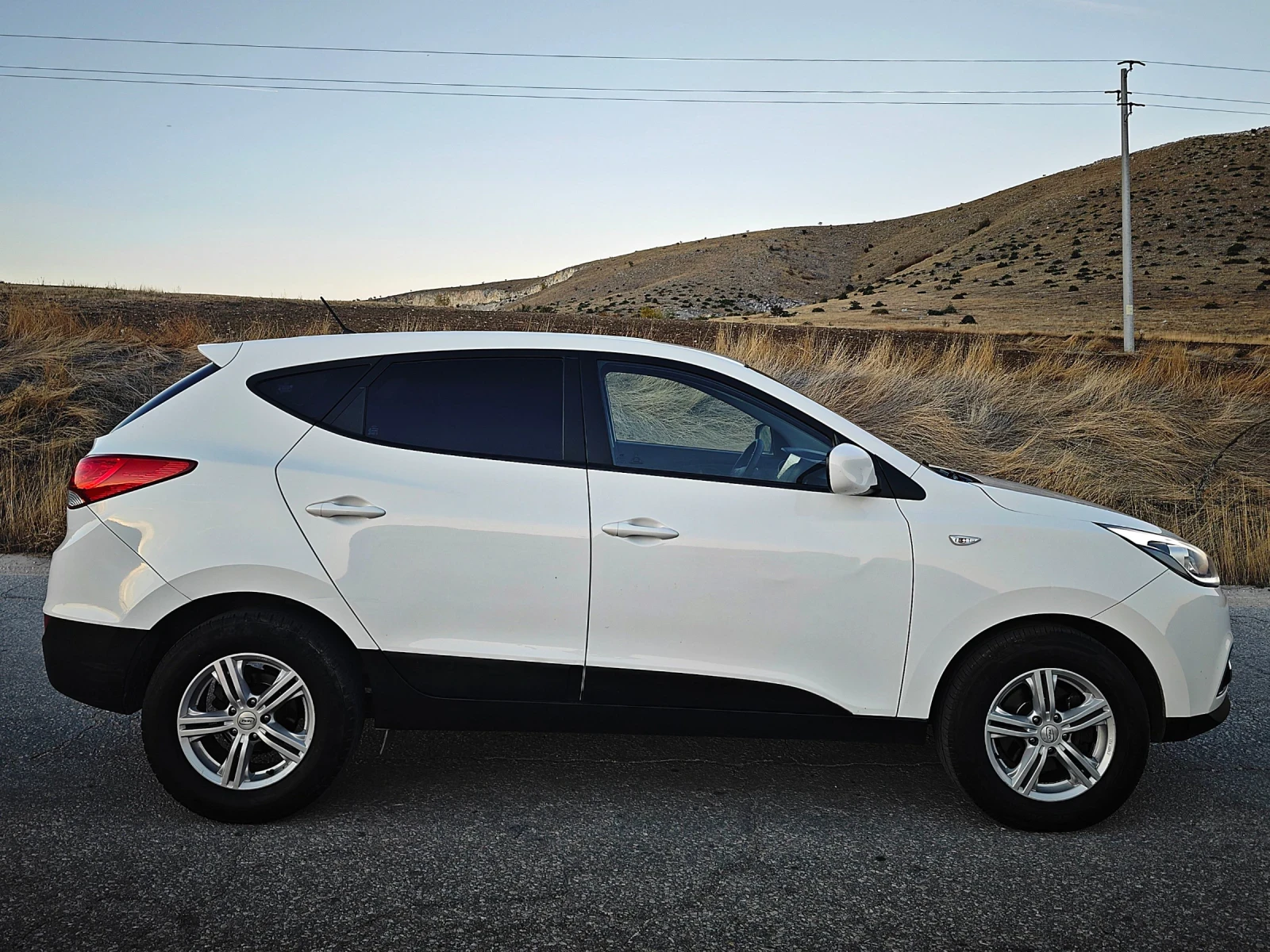 Hyundai IX35 * FACE* NAVI* KOJA* , снимка 7 - Автомобили и джипове - 56430082