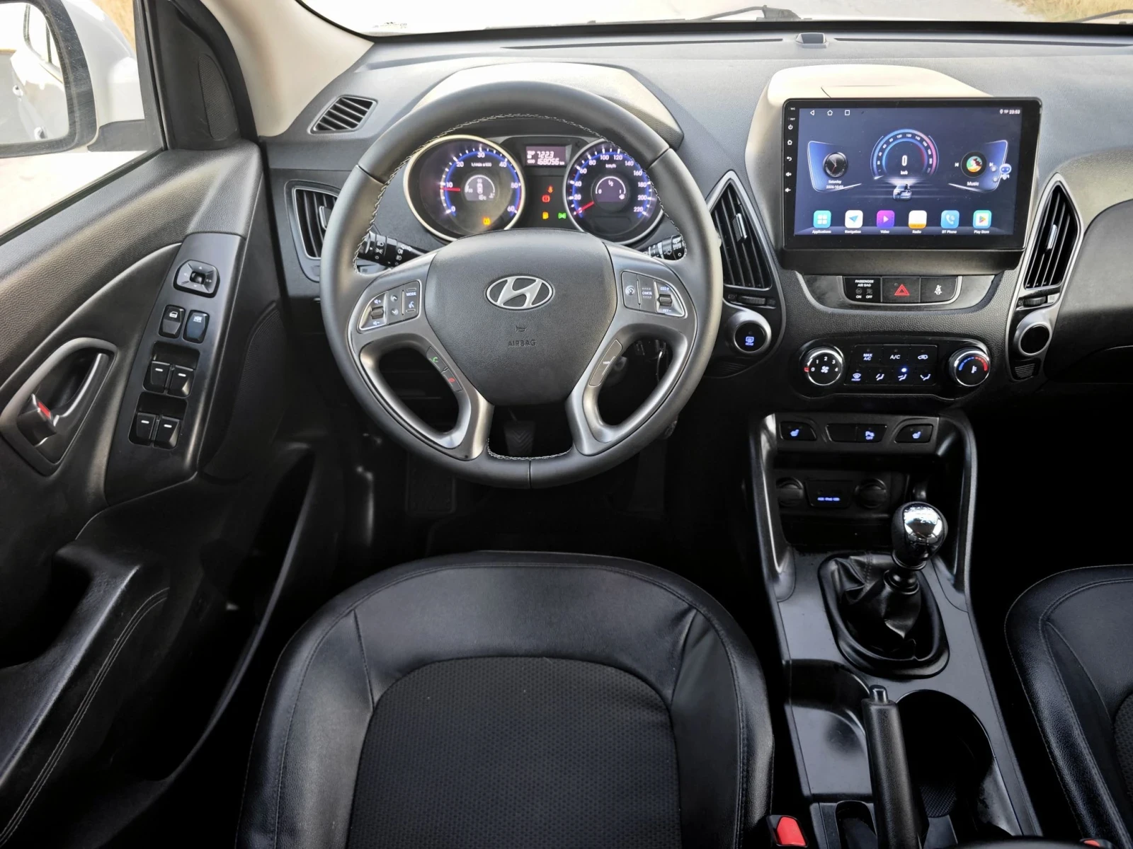 Hyundai IX35 * FACE* NAVI* KOJA* , снимка 11 - Автомобили и джипове - 56430082