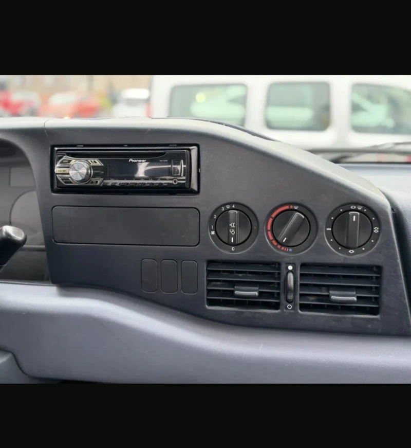 Mercedes-Benz 412 Б Категория, снимка 15 - Бусове и автобуси - 52861644