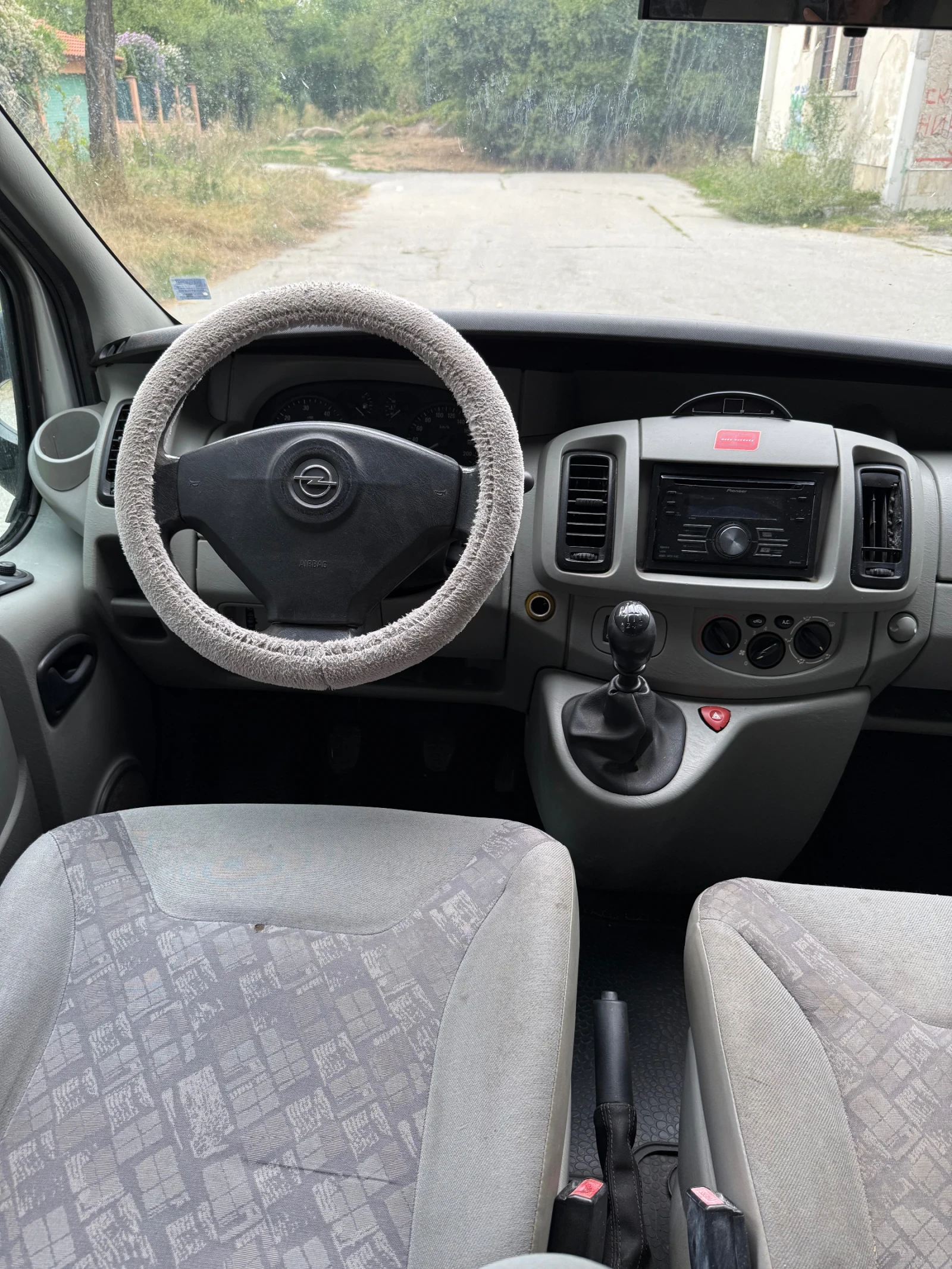 Opel Vivaro 1.9 disel - изображение 9