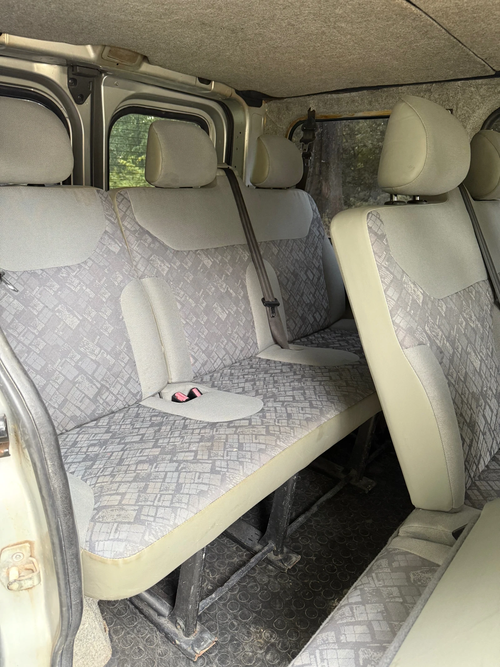 Opel Vivaro 1.9 disel - изображение 8