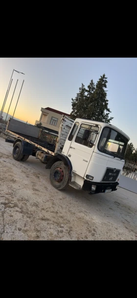 Man 14, снимка 2