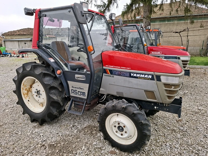 Трактор Yanmar AF330 30к.с. 4WD ДЖЕЙ ТРЕЙДИНГ, снимка 8 - Селскостопанска техника - 47082162