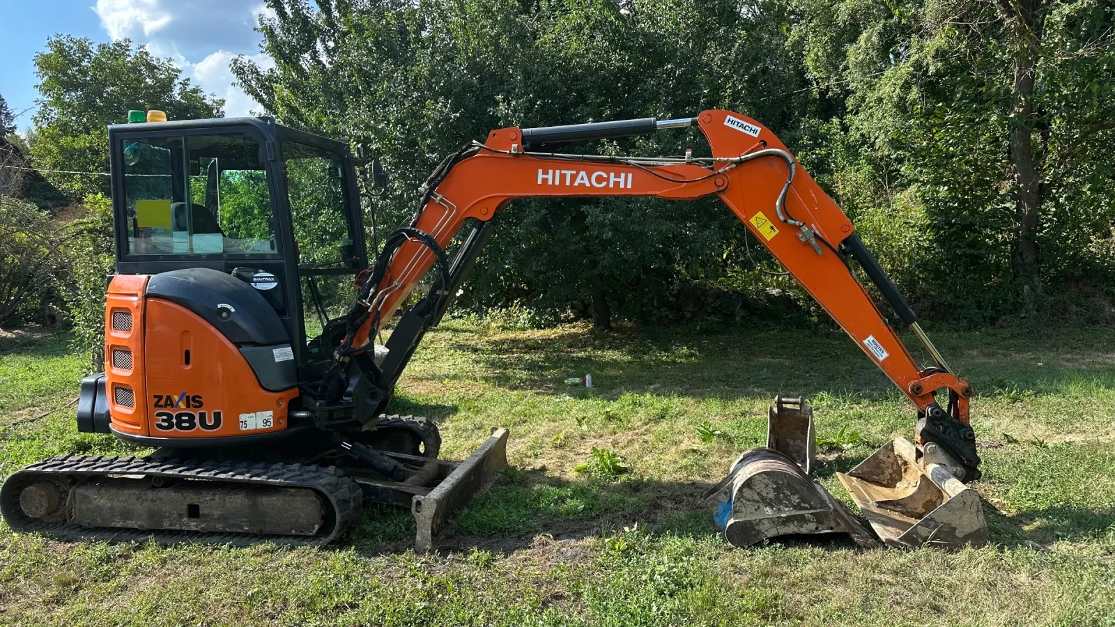 Багер Hitachi ZX-38U 5A