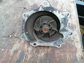 Продавам части за Нисан Капстар глава заден мост водна помпа и други, снимка 5