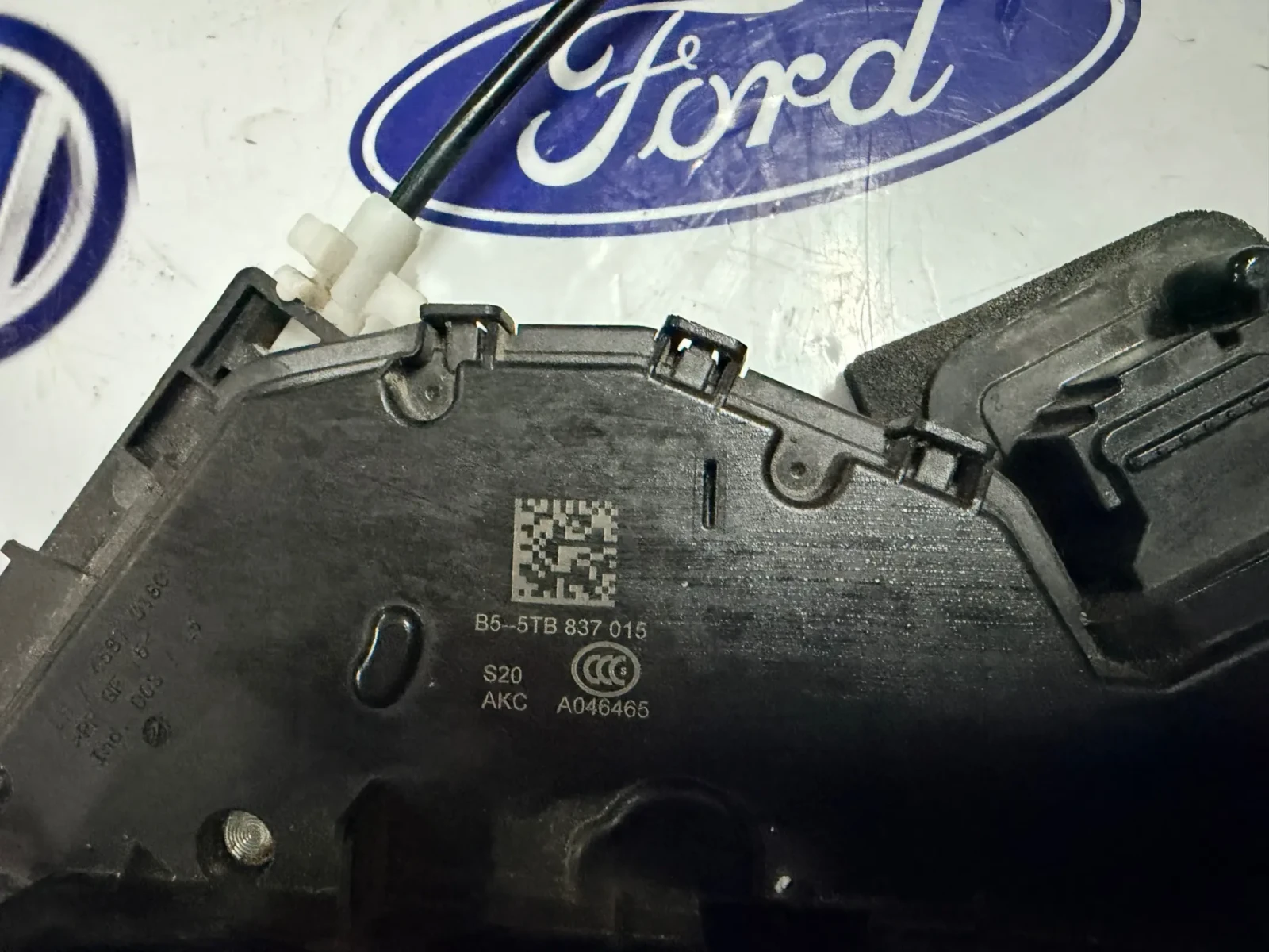B5-5TB837015 ������ ���� ����� SKODA VW SEAT 5TB837015 B5-5TB 837 015  | Mobile.bg � ����������� 2