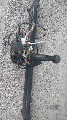 Теглич и гуми за Нисан Ноте 2012