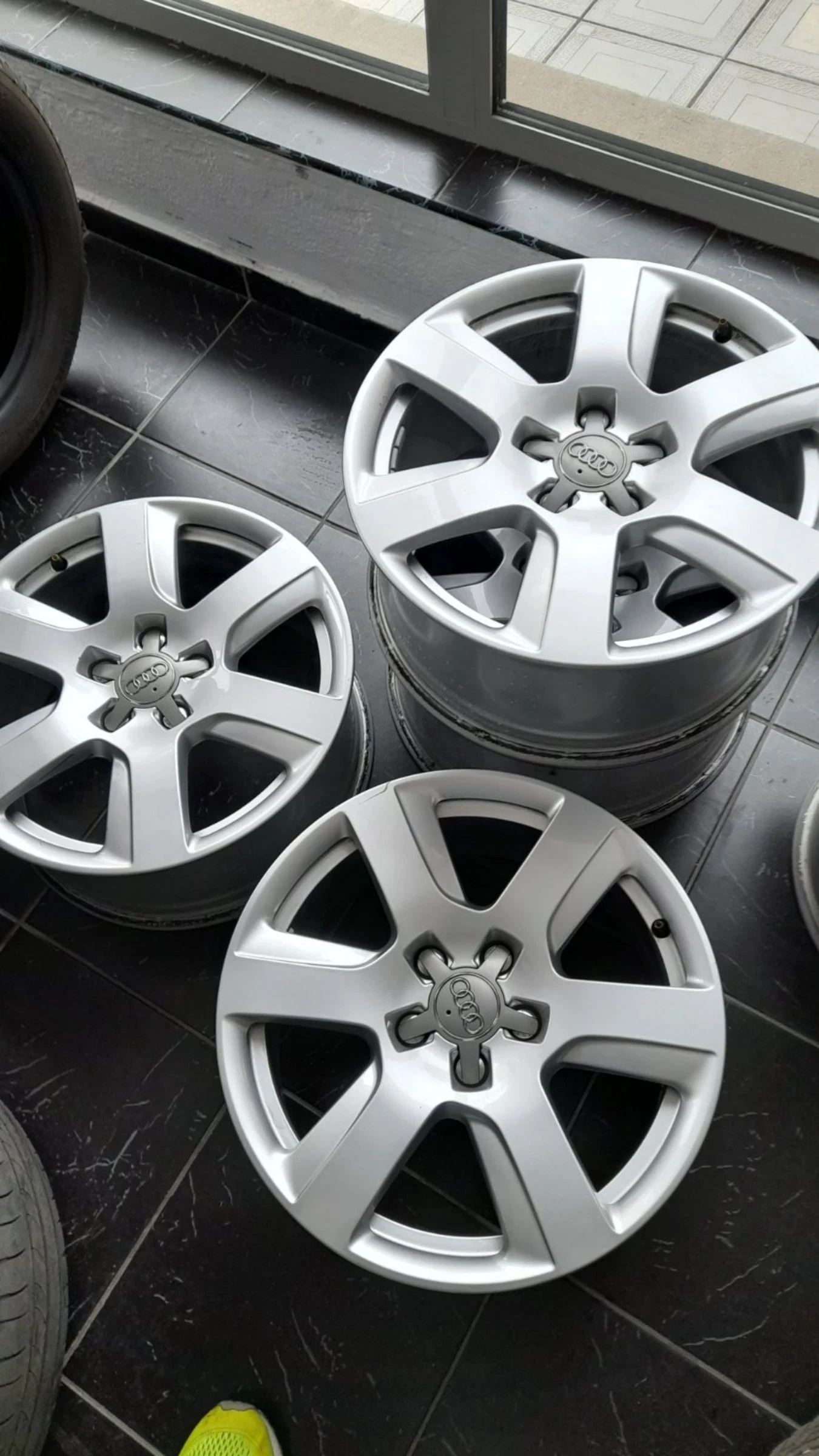   Audi | Mobile.bg   2