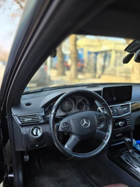 Mercedes-Benz E 200, снимка 13