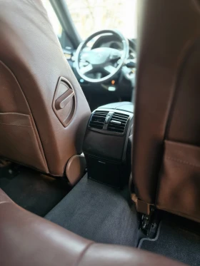 Mercedes-Benz E 200, снимка 3