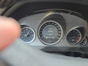 Mercedes-Benz E 200, снимка 9