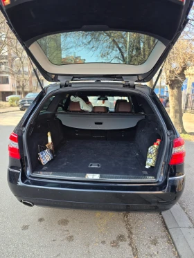 Mercedes-Benz E 200, снимка 10