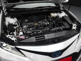 Toyota Camry  2.5 Le Hybrid, снимка 6