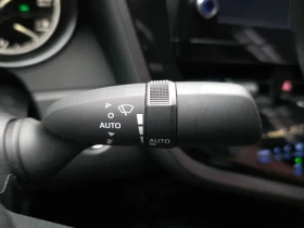 Toyota Camry  2.5 Le Hybrid, снимка 17