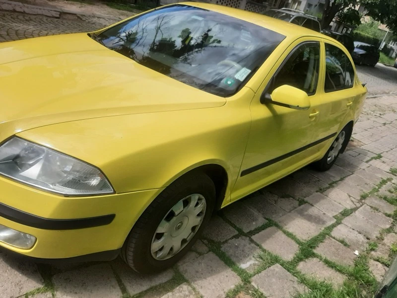 Skoda Octavia, снимка 2 - Автомобили и джипове - 45607595