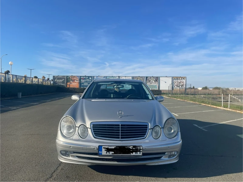 Mercedes-Benz E 270, снимка 1 - Автомобили и джипове - 47815944