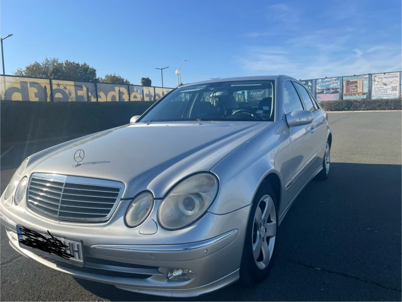 Mercedes-Benz E 270, снимка 14 - Автомобили и джипове - 47815944